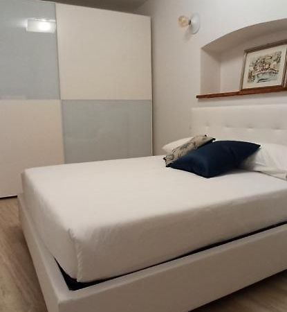 Dimora Tra Ciuchi E Poeti Apartment L'Aquila Ngoại thất bức ảnh