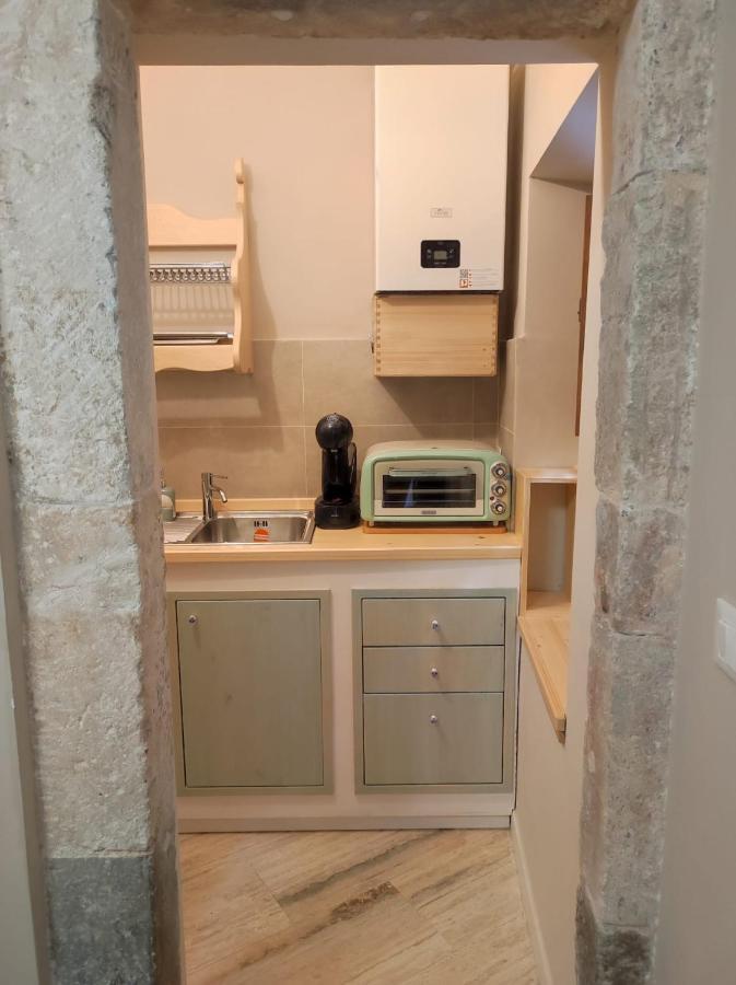 Dimora Tra Ciuchi E Poeti Apartment L'Aquila Ngoại thất bức ảnh